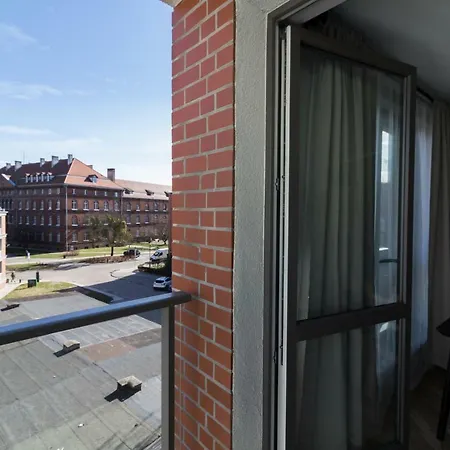 Old Nova Q4Apartments *